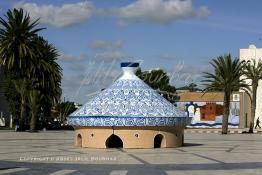 Image du Maroc Professionnelle de  La plus importante place de la ville de Safi où est installé le plus grand tajine du monde à Safi le 29 Novembre 2006. ((Photo / Abdeljalil Bounhar) 